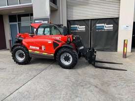 Manitou MLT625 with Forks, Rotator, Jib & 4 in 1 Bucket - picture2' - Click to enlarge