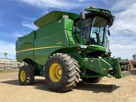 John Deere S670 - picture0' - Click to enlarge