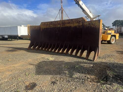 6 mt Stick/ stone rake to suit dozer/ loader