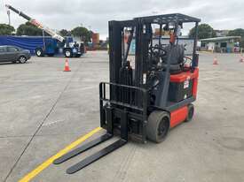 1999 Toyota 5FBCU25 Electric Forklift - picture1' - Click to enlarge