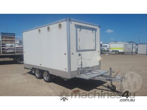 Mobile Express Trailers FB390