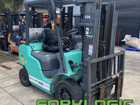 MITSUBISHI FG25NT 2.5 Tonne Container Mast LPG Forklift - picture0' - Click to enlarge