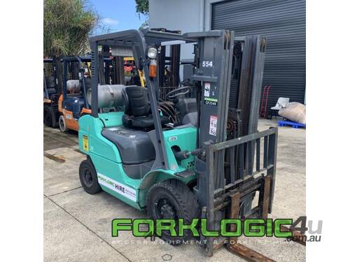 MITSUBISHI FG25NT 2.5 Tonne Container Mast LPG Forklift