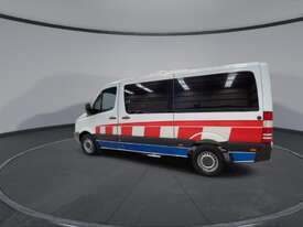 2010 Mercedes-Benz Sprinter 319CDI Diesel - picture2' - Click to enlarge