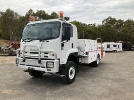 2008 Isuzu FTS 800 Ex EWP Body - picture1' - Click to enlarge