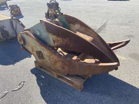 Excavator 3 Finger Grab Attachment - picture0' - Click to enlarge