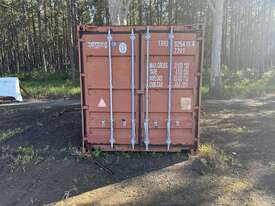 20 Foot Shipping Container - picture0' - Click to enlarge