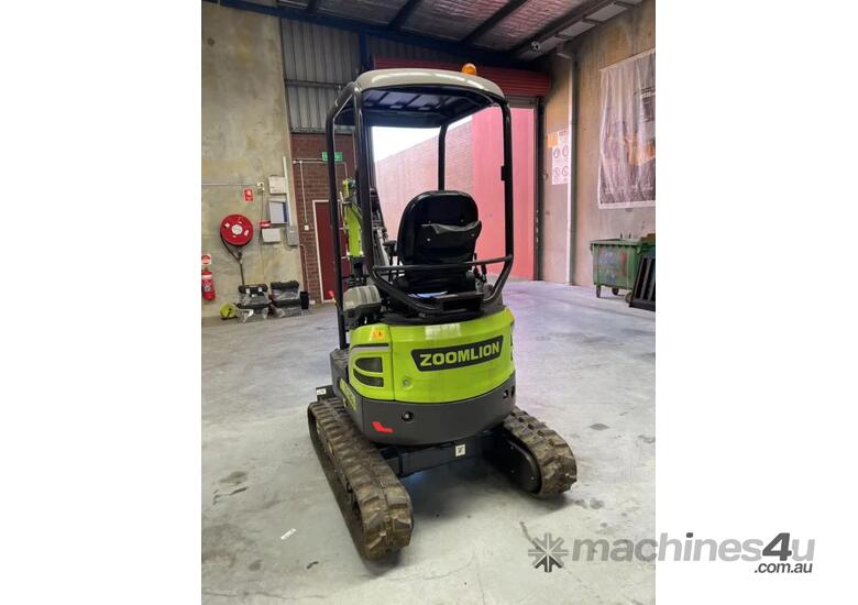 caption ZOOMLION ZE18GU - 1.8 Ton Excavator With 4 Free Attachments
