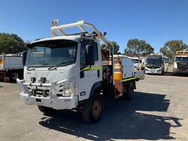 2019 Isuzu NPS 75-155 Service Body - picture1' - Click to enlarge