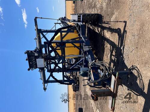 caption 2008 HAYES SPRAYING 36m TRAILING SPRAYER