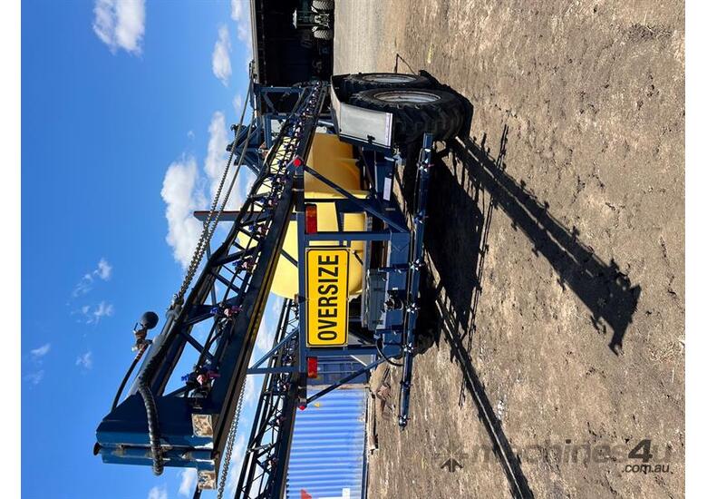 caption 2008 HAYES SPRAYING 36m TRAILING SPRAYER