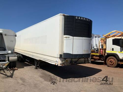 2006 Maxitrans ST-3-38 Refrigerated Pantech Tri Axle