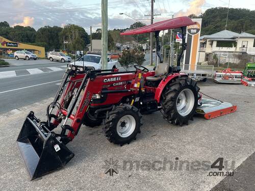 Case IH 50B tractor Low Hours with 4in1 Loader