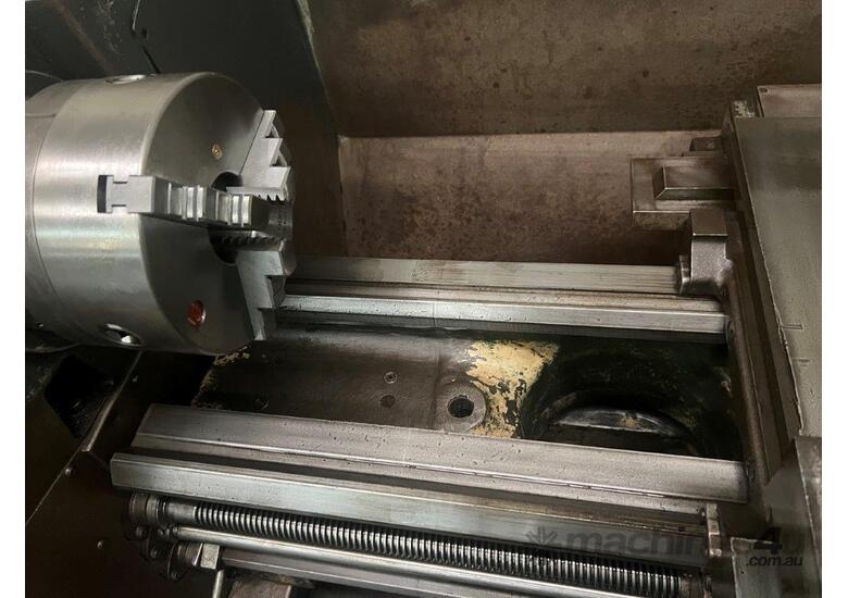 caption Colchester Triumph 2000 centre lathe ex govt