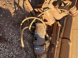 Excavator Auger Attachment - picture0' - Click to enlarge