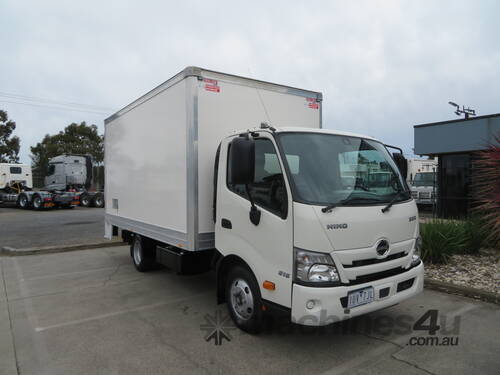 2022 Hino 300 616 Pantech with Hino Warranty to July 2027