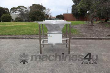 Stainless Steel Volumetric Screw Dry Material Feeder - AccuRate 300 Series