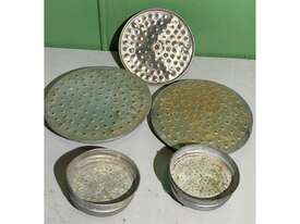 QTY X 5 VINTAGE SHOWER HEADS - picture0' - Click to enlarge