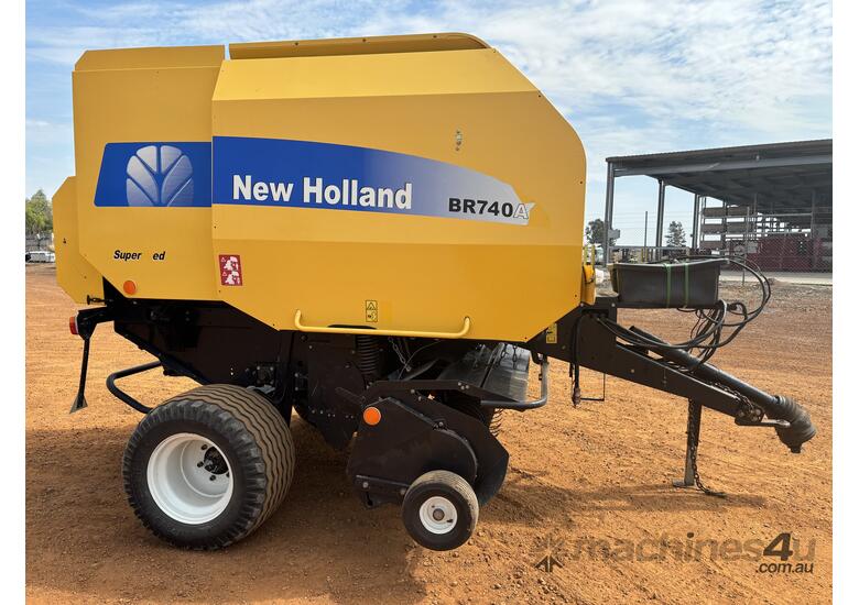 caption 2007 New Holland 150R4 Round Baler