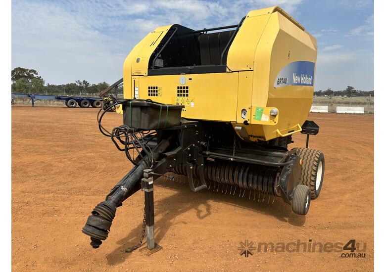 caption 2007 New Holland 150R4 Round Baler