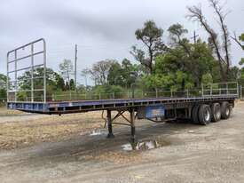 1987 Freighter Tri Axle Flat Top Trailer - picture1' - Click to enlarge