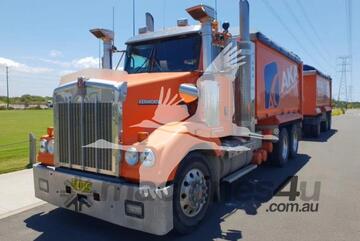 Kenworth 2013   T409SAR