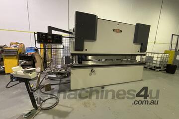 REDUCED! Acra 3MTR 80 TON Press Brake - MUST GO NOW!