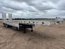 2024 QJI TRADING DROP DECK WIDENING TRAILER - picture0' - Click to enlarge