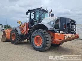 2016 Hitachi ZW250-5B  - picture0' - Click to enlarge