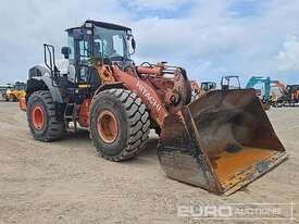 2016 Hitachi ZW250-5B  - picture2' - Click to enlarge