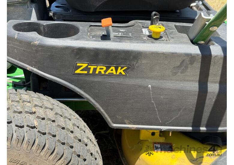 caption John Deere Z345R Zero Turn Mower