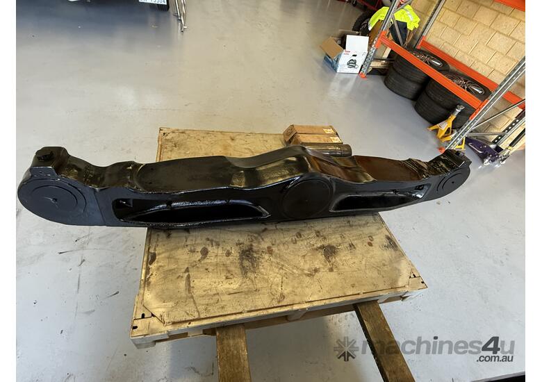 caption Cat D10 R/T equaliser bar 222-3682 Toe out