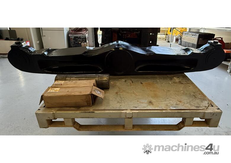 caption Cat D10 R/T equaliser bar 222-3682 Toe out