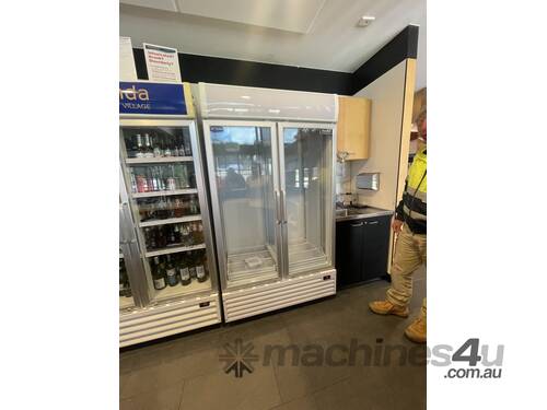 Thermaster Double Glass Door Colourbond Upright Drink Fridge LG-580BP