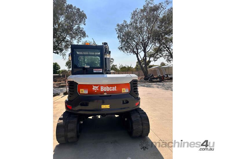 caption low hour 8.5t excavator