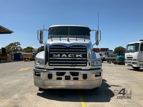 2018 Mack Granite Prime Mover Sleeper Cab