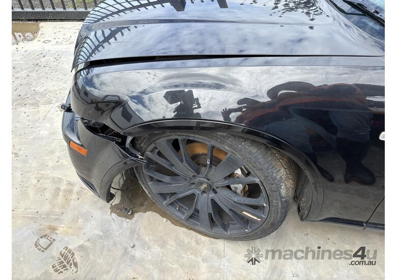 caption 2006 Chrysler 300CC Petrol