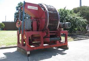 Industrial Dual Twin Shaft Tyre Shredder with Rotating Drum 44kW - Beston