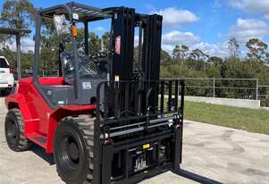 3.5 Ton 4 Wheel Drive All Terrain Forklift