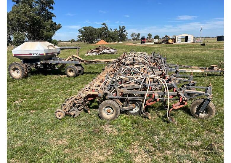 caption FLEXI-COIL 820 AIR SEEDER