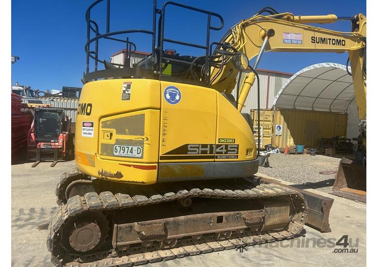 caption 2017 Sumitomo SH145X-6