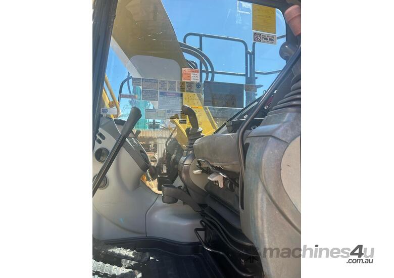 caption 2017 Sumitomo SH145X-6