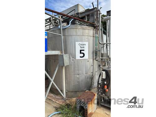 Insulated Stainless Steel cream tank 10.5kl Capacity 