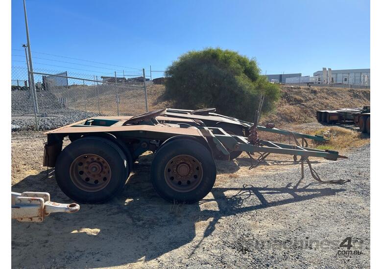 caption 1981 General Transport Equipment GTE 2D Dual Axle Dolly