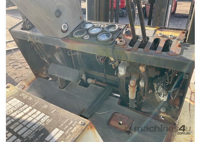 Yale GDP040R Forklift