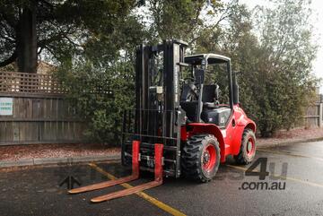 2022 Hangcha CPCD25 2.5T 4WD Terrain Forklift
