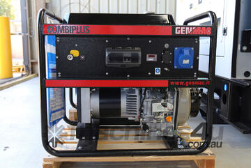 Genmac Combiplus RG5000YEO AVR 5kVA Generator for  
