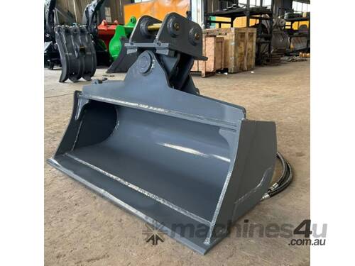 High-Strength Tilt Bucket for Yanmar VIO17 – Landscaping, Trenching & Earthworks