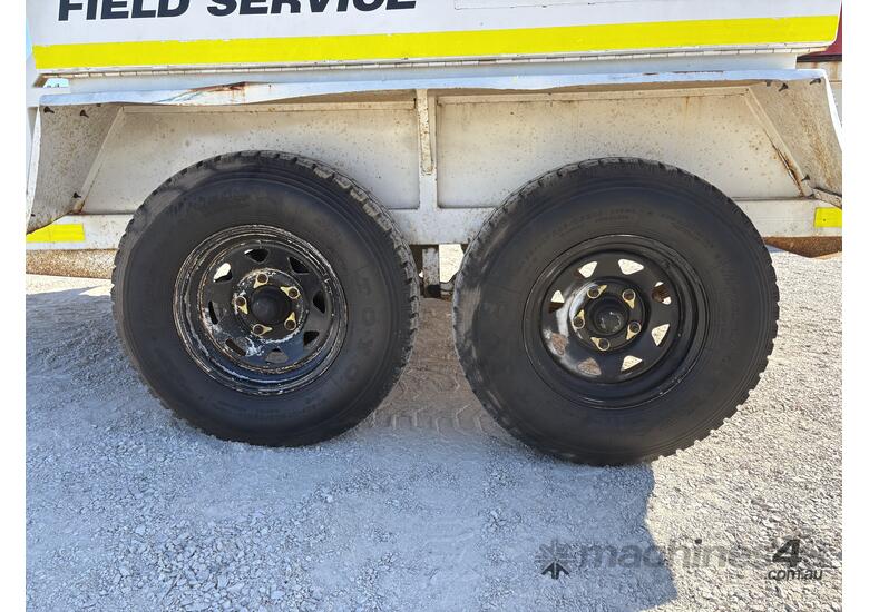 caption 2013 Dual Axle Boily trailer