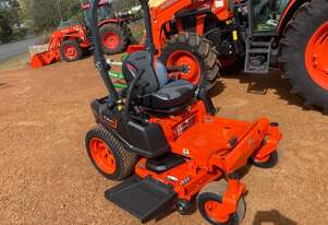 Kubota Z242KW Zero Turn Mower With 48 Inch Cutting Deck